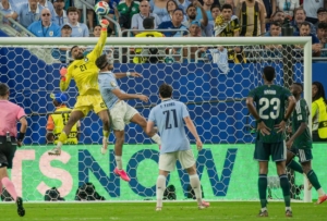 Late Araújo Equalizer Denies Saudi Arabia Shock Win Over Uruguay
